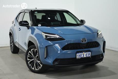 2020 Toyota Yaris Cross Urban (Two-Tone) Mxpb10R