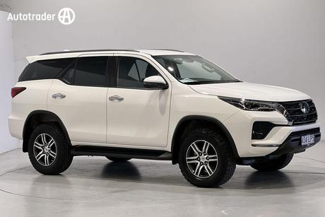 2024 Toyota Fortuner Gxl Gun156R