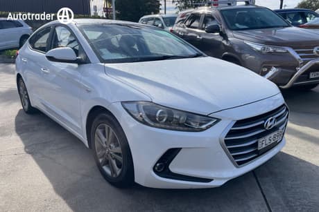 White 2018 Hyundai Elantra Sedan Active 2.0 Mpi