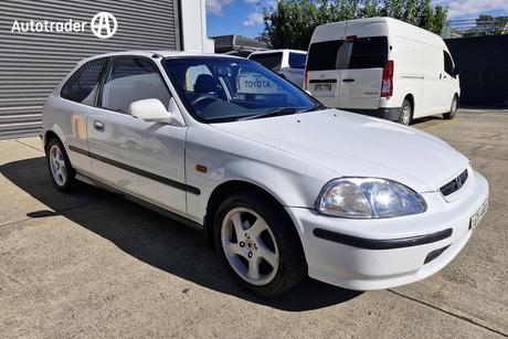 White 1997 Honda Civic Hatchback Gli