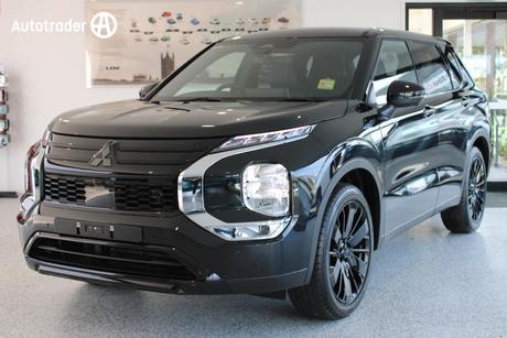 Black 2026 Mitsubishi Outlander Wagon Black Edition 7 Seat (2Wd)