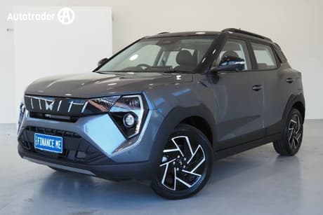 Grey 2025 Mahindra Xuv 3Xo Wagon Ax7L