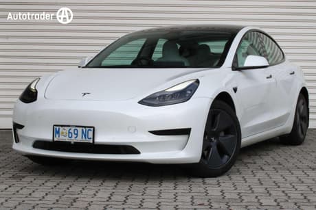 2022 Tesla Model 3 Rear-Wheel Drive My22