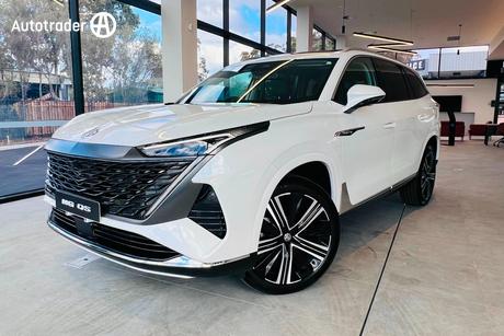White 2026 MG Qs Wagon Essence Awd