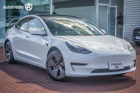 White 2022 Tesla Model 3 Sedan Rear-Wheel Drive