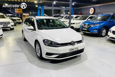 White 2018 Volkswagen Golf Wagon 110 Tsi Trendline