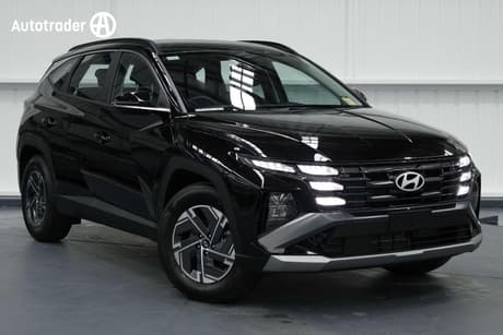Black 2026 Hyundai Tucson Wagon Hybrid (Fwd)