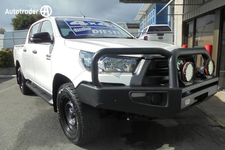 2021 Toyota Hilux Sr (4X4) Gun126R