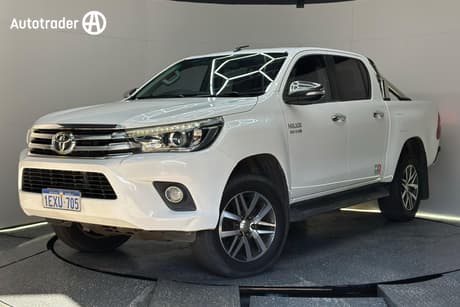 2015 Toyota Hilux Sr5 (4X4) Gun126R