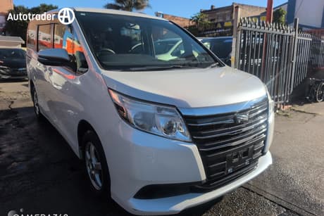 2016 Toyota Noah