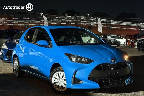 2021 Toyota Yaris HYBRID E-FOUR**360' CAM**
