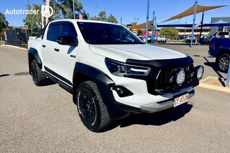2023 Toyota Hilux Gr-Sport Two-Tone (4X4) Gun126R