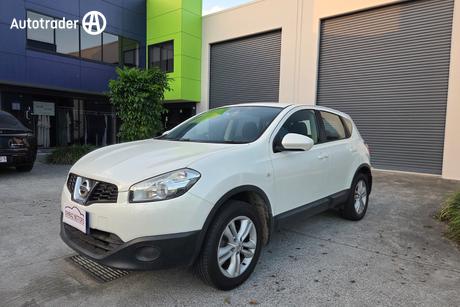 White 2013 Nissan Dualis Wagon St (4X2)
