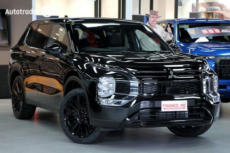 Black 2026 Mitsubishi Outlander Wagon Black Edition 7 Seat (2Wd)