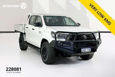 2022 Toyota Hilux Sr (4X4) Gun126R