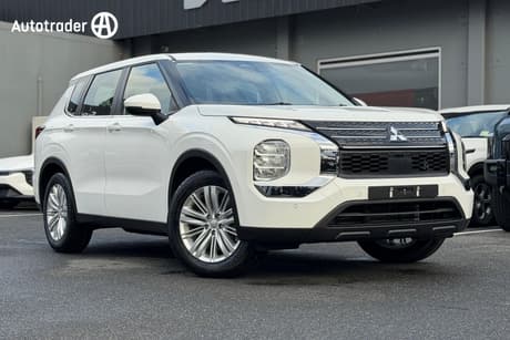 2024 Mitsubishi Outlander Es 7 Seat (2Wd) Zm My24