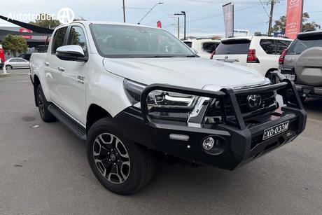 2023 Toyota Hilux Sr5 (4X4) Gun126R