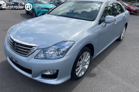 2009 Toyota Crown HYBRID