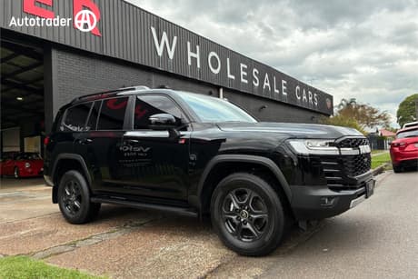 2025 Toyota Landcruiser Lc300 Gr-S (4X4) Fja300R