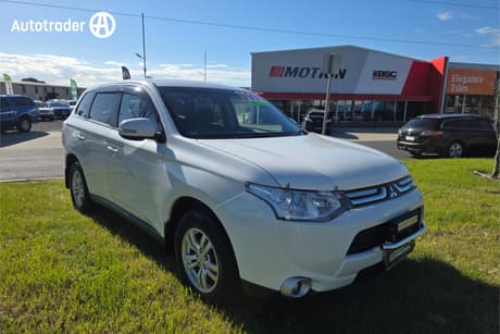 2013 Mitsubishi Outlander Ls (4X2) Zj