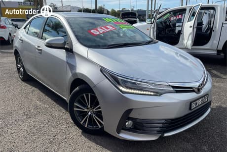 Silver 2018 Toyota Corolla Sedan Zr