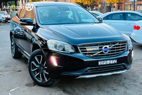 Black 2017 Volvo XC60 Wagon T5 Luxury