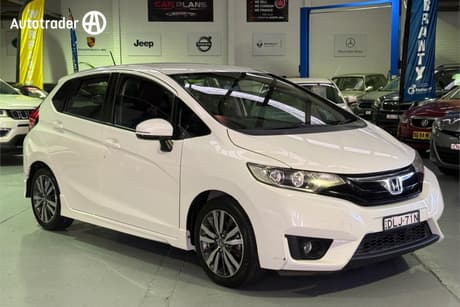 White 2016 Honda Jazz Hatchback Vti-S