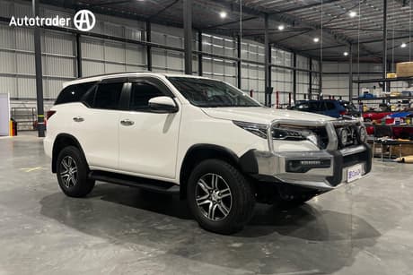 2022 Toyota Fortuner Gxl Gun156R