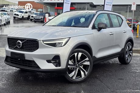 2022 Volvo XC40 Ultimate B5 Dark Mhev 536 My23