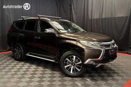 2017 Mitsubishi Pajero Sport Exceed (4X4) 7 Seat My17