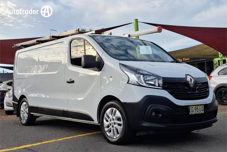 2015 Renault Trafic Lwb X82