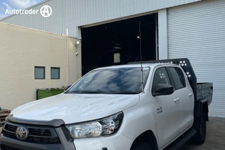 2023 Toyota Hilux Sr (4X4) Gun126R