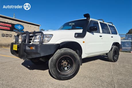 White 2004 Nissan Patrol Wagon Dx (4X4)