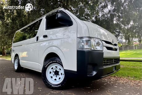 2018 Toyota HiAce 4WD DX