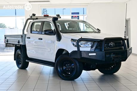 2022 Toyota Hilux Sr (4X4) Gun126R