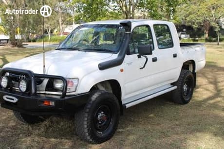 2002 Toyota Hilux (4X4) Ln167R