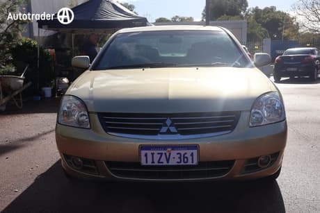 2005 Mitsubishi 380 Lx Db