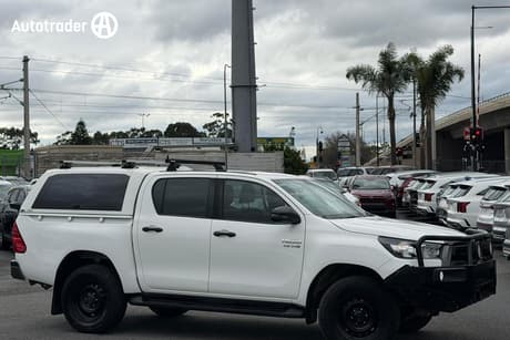 2021 Toyota Hilux Sr (4X4) Gun126R