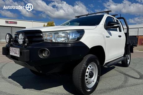 2017 Toyota Hilux Workmate (4X4) Gun125R My17