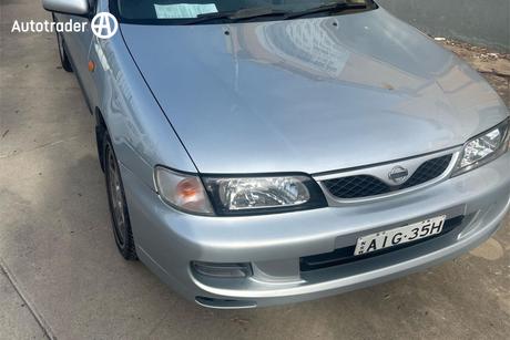 Silver 2000 Nissan Pulsar Hatchback Sss
