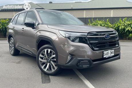 2025 Subaru Forester Hybrid Touring (Awd) My26