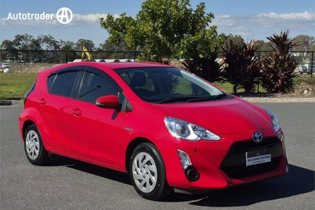 2016 Toyota Aqua S