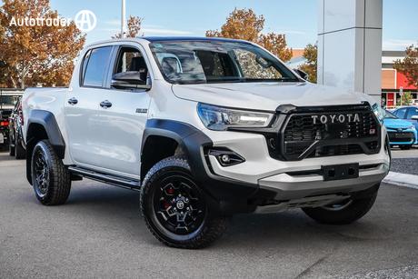 2023 Toyota Hilux Gr-Sport Two-Tone (4X4) Gun126R