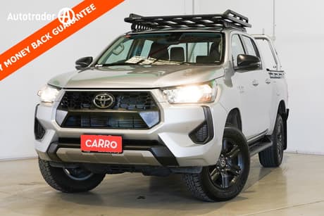 2025 Toyota Hilux Sr (4X4) Steel Wheels Gun126R Rc