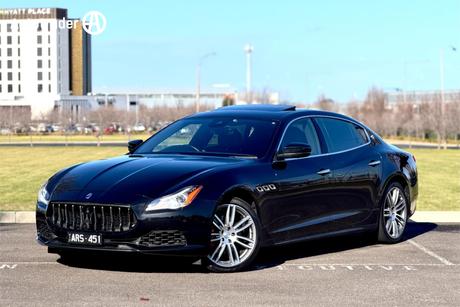Black 2016 Maserati Quattroporte Sedan