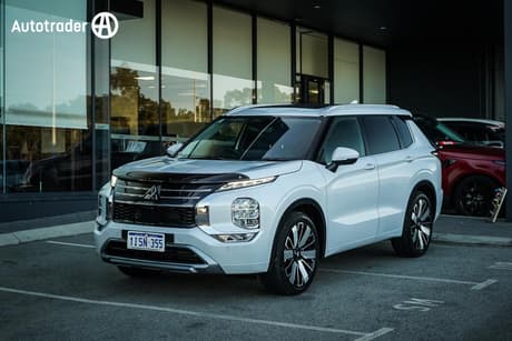 2025 Mitsubishi Outlander Exceed 5 Seat (Awd) Zm My25