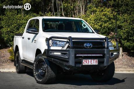 2022 Toyota Hilux Sr (4X4) Gun126R