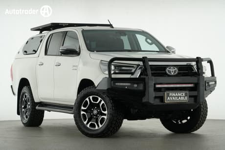 2020 Toyota Hilux Sr5 (4X4) Gun126R Facelift
