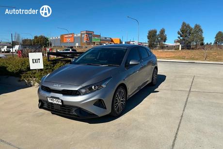 Grey 2022 Kia Cerato Hatchback Sport+