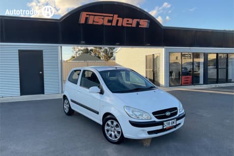 White 2010 Hyundai Getz Hatchback S